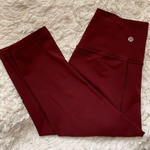 Maroon Lululemon cropped leggings